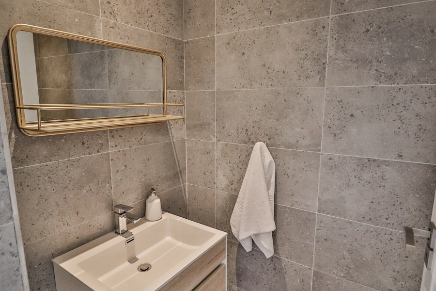 3 Bedroom Property for Sale in Shark Bay Estate Western Cape